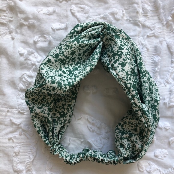 Anthropologie headband - Picture 2 of 3